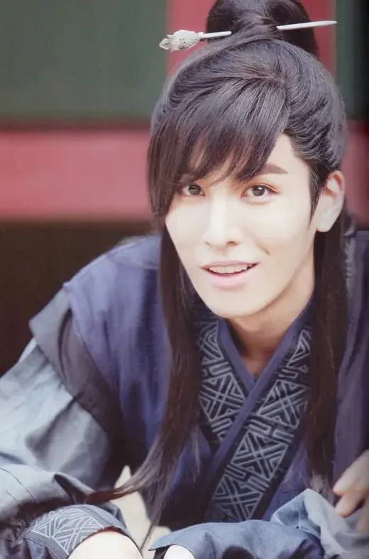 鲁敏宇以前是s.