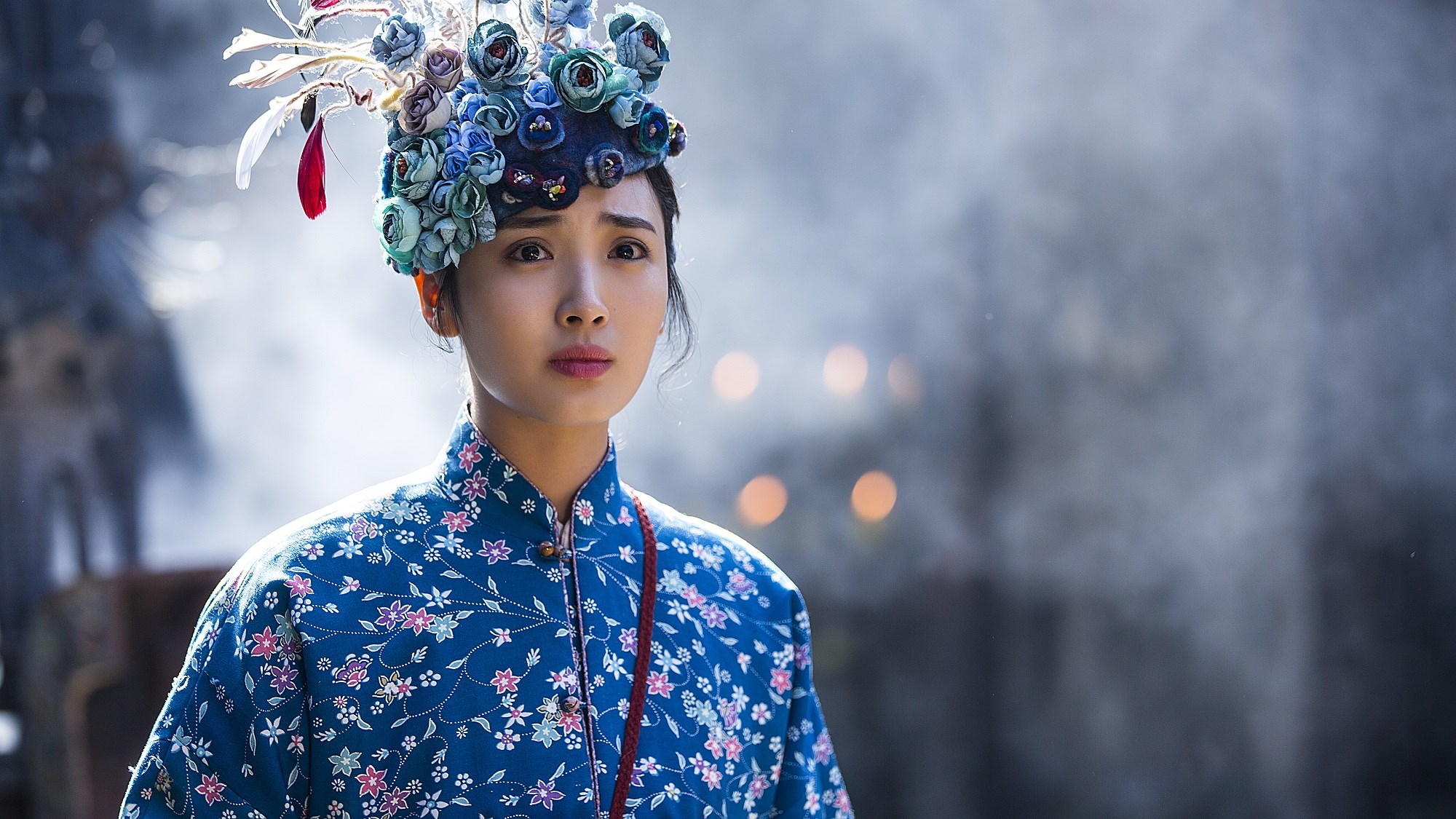 王紫璇《河神2》定档7.6 小神婆顾影"变装"升级查案