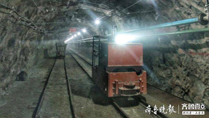 运矿车全自动无人驾驶5g无人化智慧矿井莱西运行