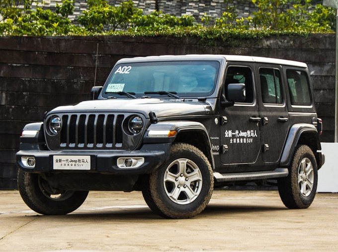 半价买jeep牧马人长城高端越野号称坦克搭20t8at动力