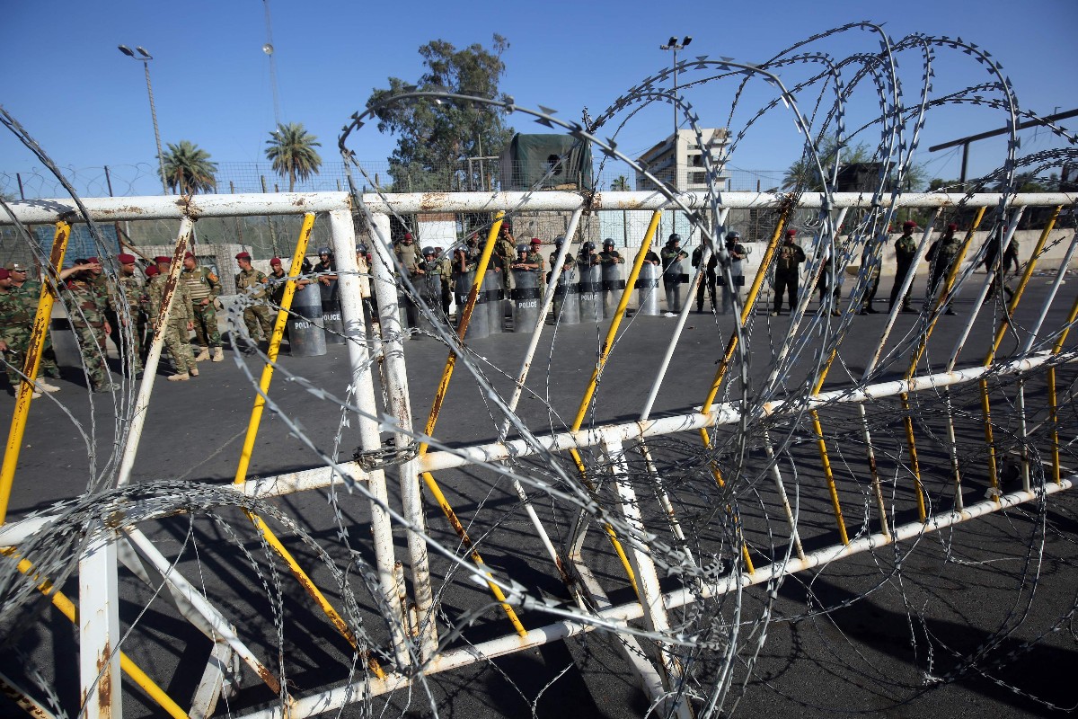 伊拉克首都"绿区"遭火箭弹袭击