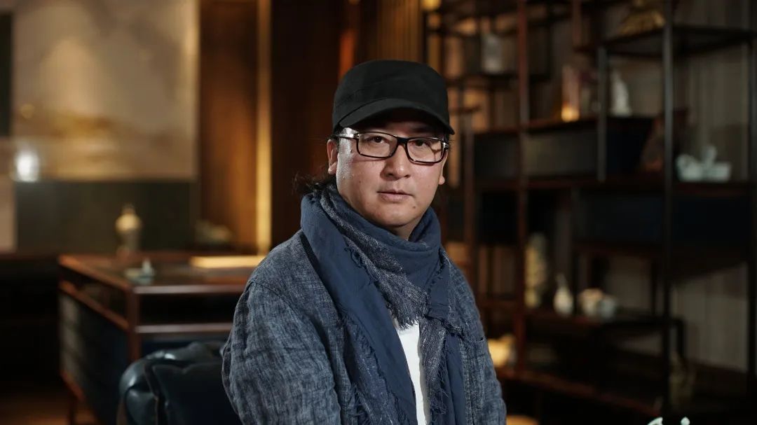 唐金铁宇珂家具创始人慕萨家具创始人天际流系列天际流系列以独特的