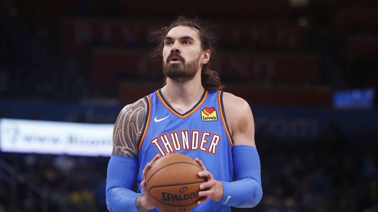 亚当斯:没有球迷制造的声音 裁判会吹更多的技犯