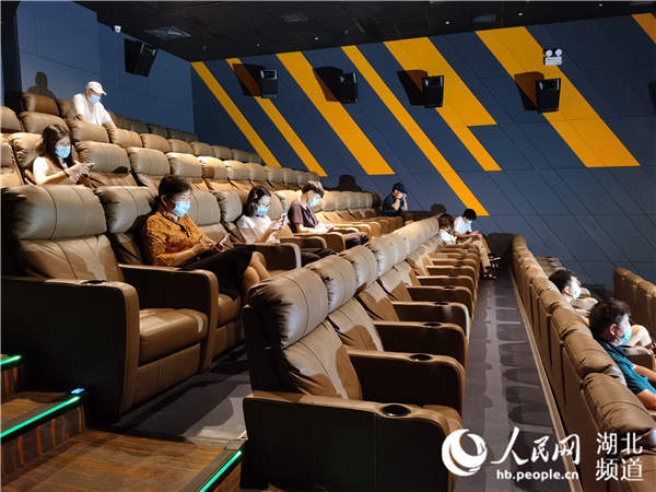 光影重启观众回归 武汉市武昌区21家影院陆续恢复营业