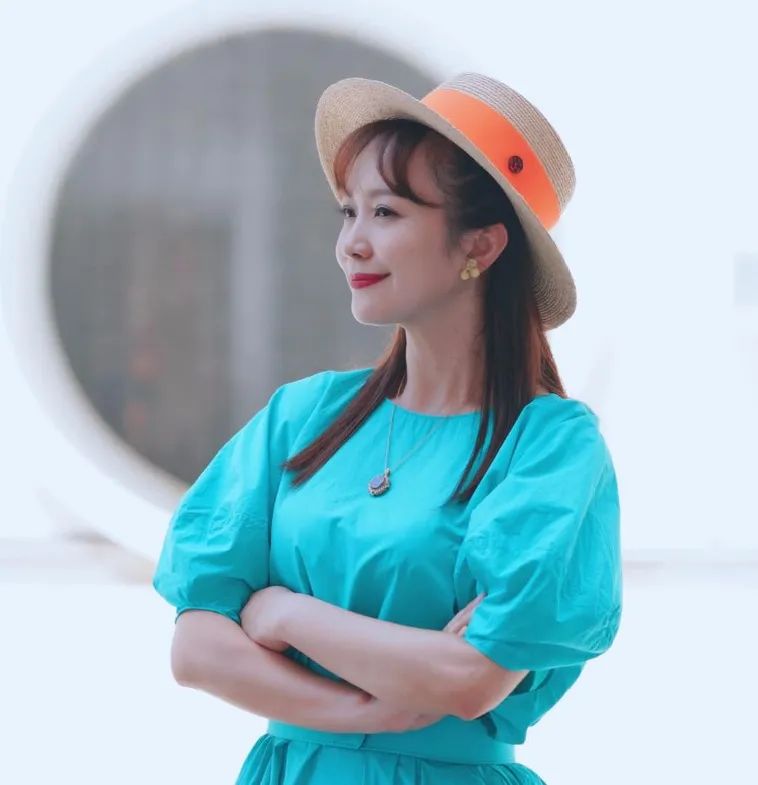 东南卫视主持人陈姿梁婷婷融媒体资讯中心主持人福建省广播影视集团