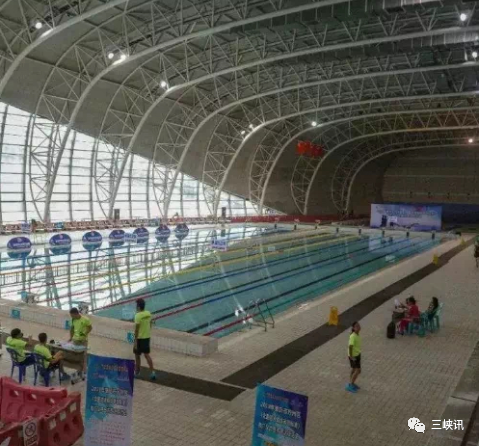 好消息!明天起,万州游泳馆分时段开放!