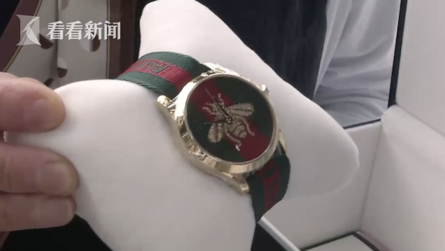 视频 6900元gucci手表戴2小时就坏了 顾客 不靠谱 新浪新闻