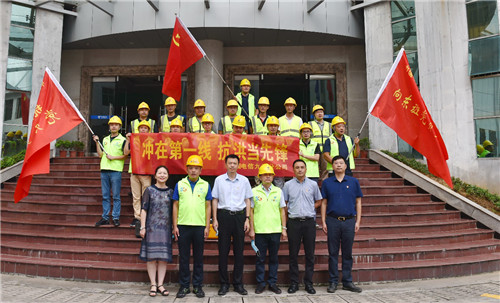 向前看,齐步走——中国电信九江分公司劳模党员突击队抗洪侧记