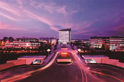 办高水平大学 育新时代英才|江苏省|徐州工程学院_新浪新闻