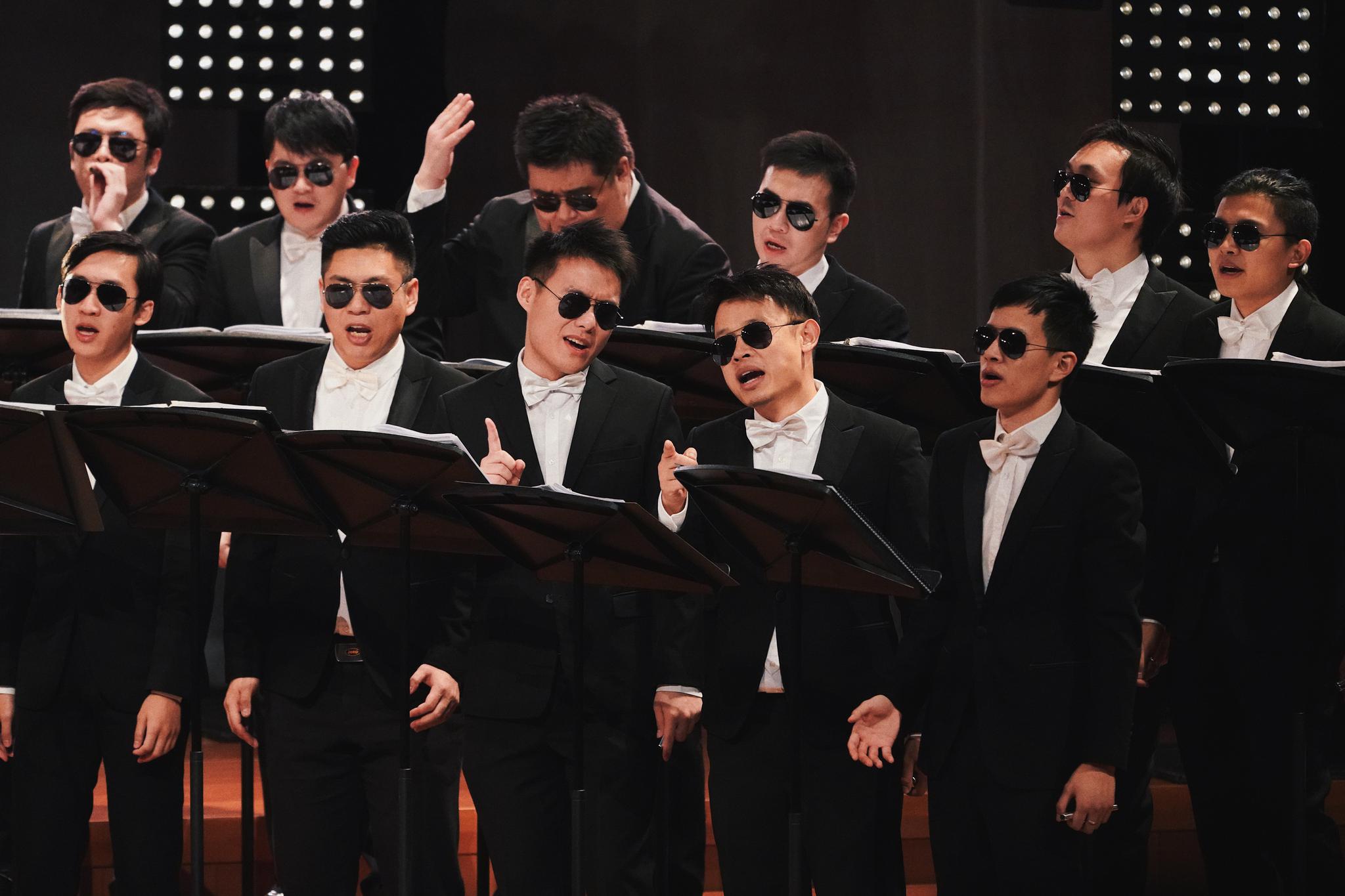 炙热团王彩虹合唱团不再刻意幽默只想温柔衰老