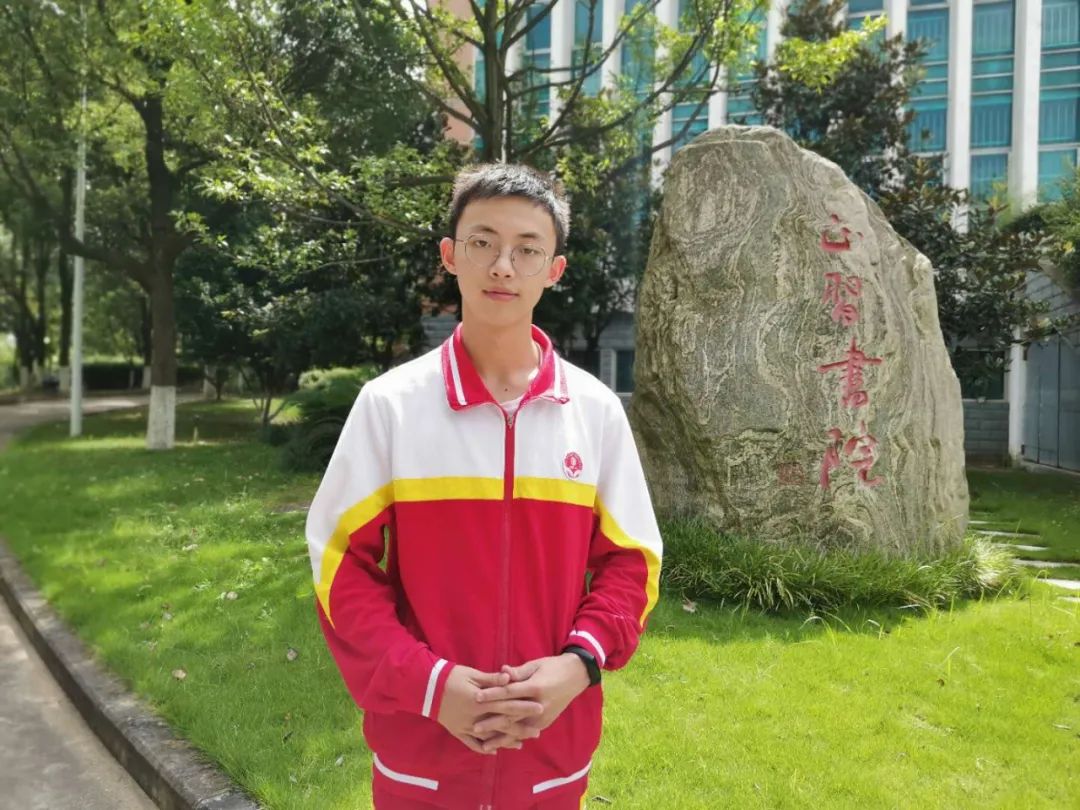凌晨4点查到700多分!分数那么高,贵阳这些学生有方法!