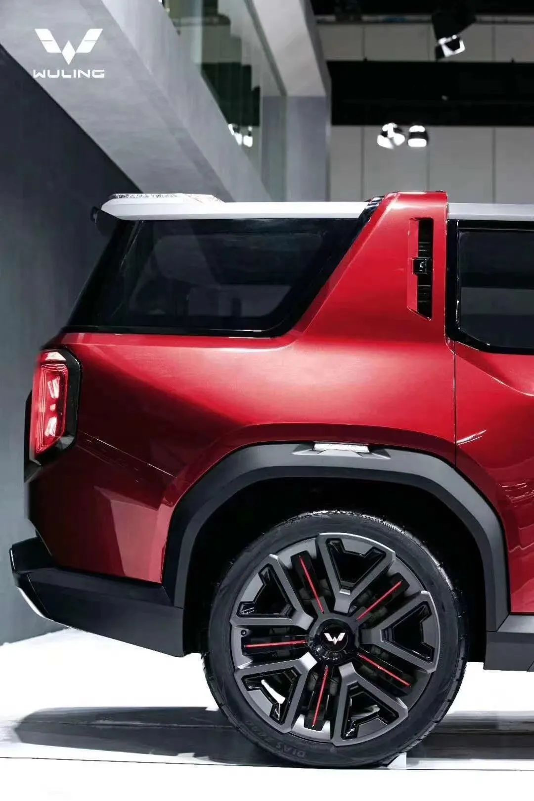 五菱正式发布全新suv"宏光侠""!超级硬,一定会量产哦!
