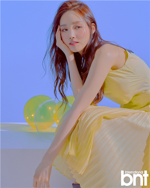 金宥美拍摄bnt写真清纯可爱端庄典雅任意切换yes娱乐现