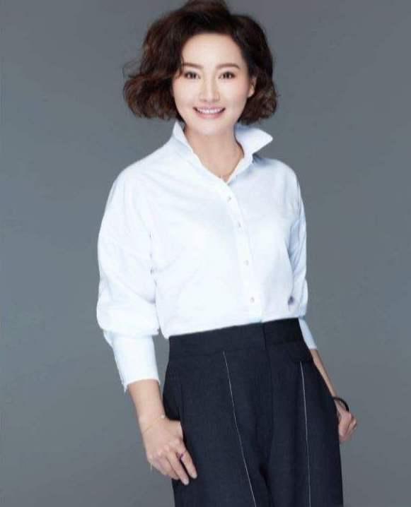 她当年扮丑在《我爱我家》演保姆,20多年过去,如今比当时还漂亮