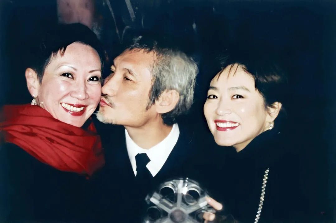 施南生|林青霞_新浪新闻