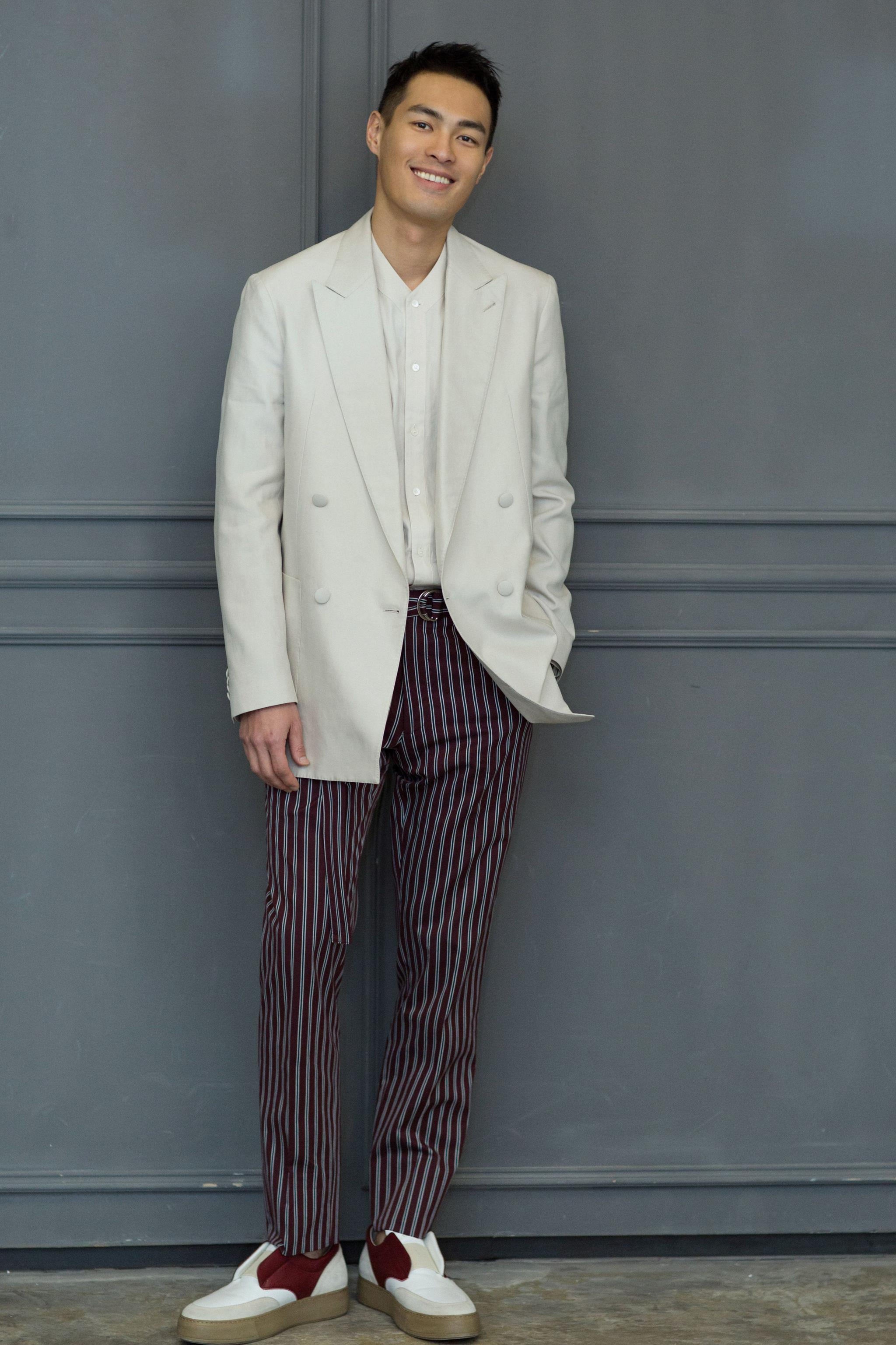 而作为演员的杨祐宁,实力也一直在线,当年22岁的他