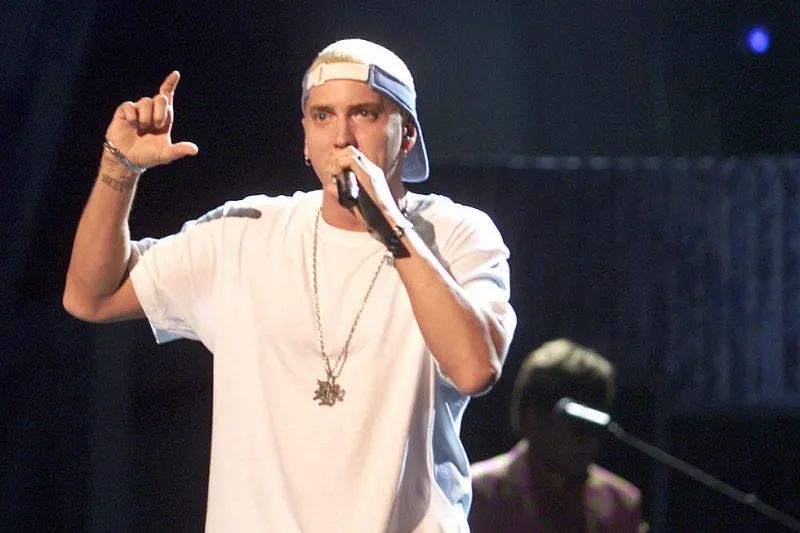 姆爷演艺圈唯一害怕的人牛姐将出自传被爆可能公开eminem床上功夫超烂