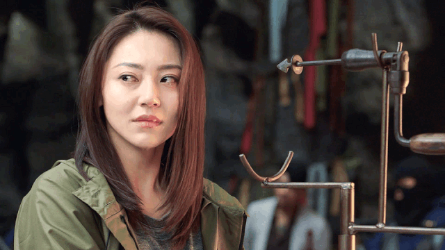 黑眼镜|黄梦莹|手语_新浪新闻