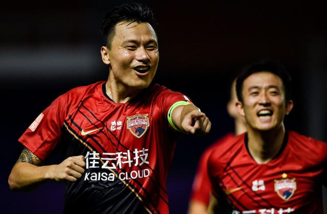 深圳佳兆业大胜收获两惊喜!郜林造两球宝刀不老 另1人表现更惊艳