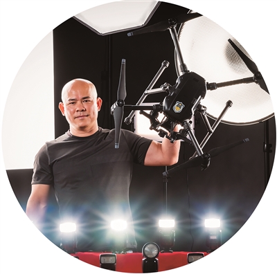 "红树林"是李济才的网名,柳州玩航拍的摄影人,年纪