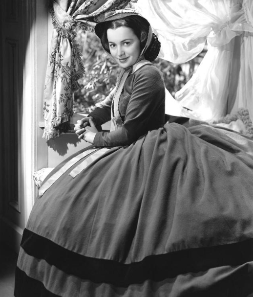 《乱世佳人》"梅兰妮"去世,享年104岁,称长寿秘诀是爬楼梯