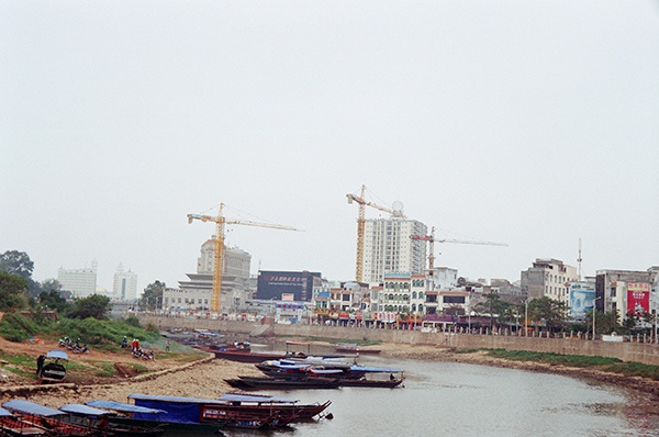 小镇外的“做题家”:一个八万人豆瓣小组里的心灵回声