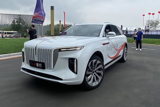 红旗全新电动SUV E-HS9实车曝光 超强续航