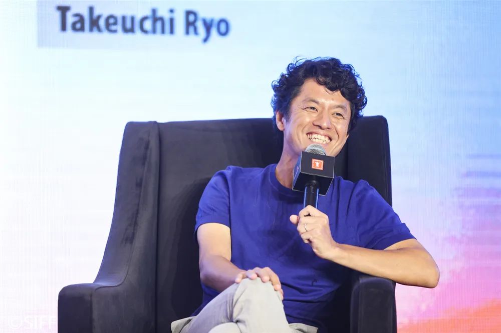 厄运集结成精神乌托邦,从纪录片中看到奇迹|纪录片|范俭|新冠肺炎