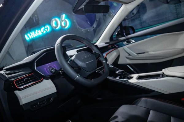 预售12万起,领克06降维冲击紧凑suv市场