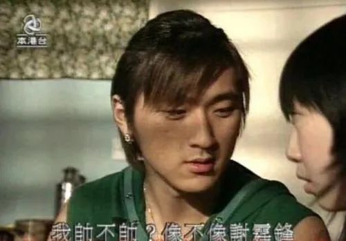 38岁香港男星转行开公交:成年人的世界,比面子更重要的是这件事