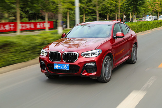 适合年轻奋斗者的车 试宝马X4 xDrive30i