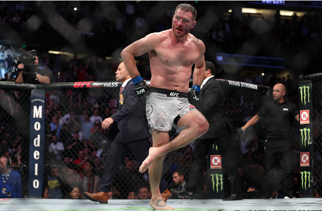 ufc|科米尔|米欧奇_新浪新闻