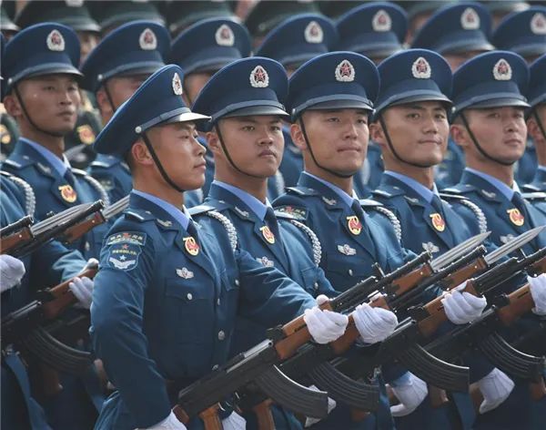 外媒关注中国调整预备役部队领导体制