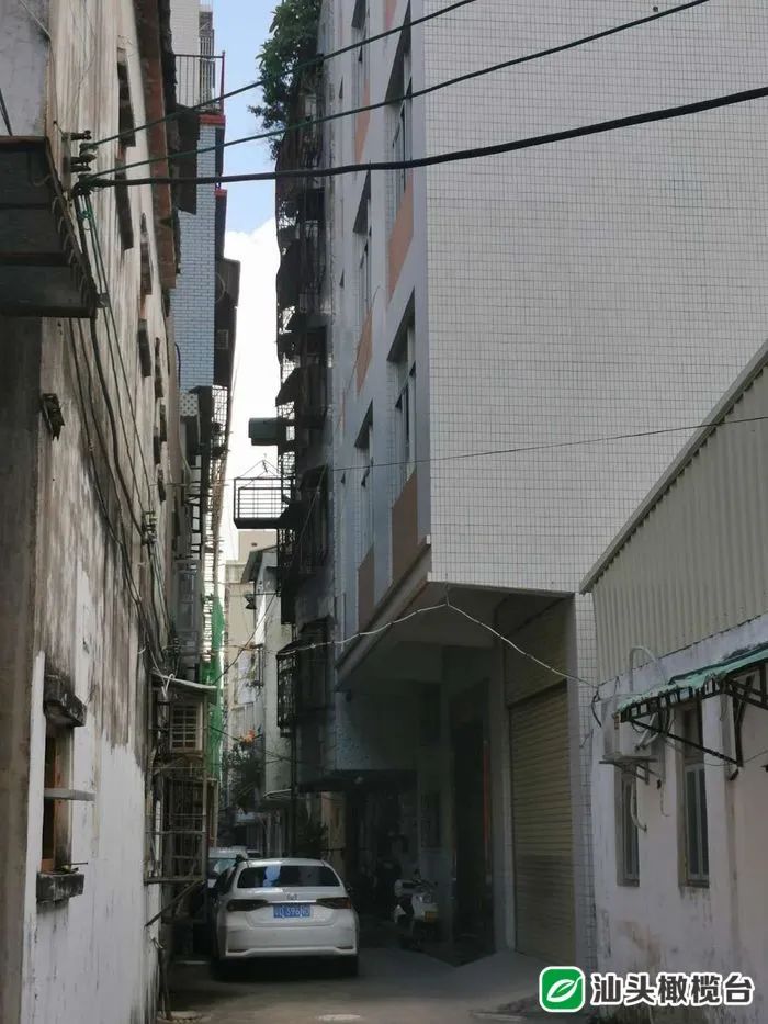 【吓人】澄海某巷道这部"货梯",经常令人提心吊胆!原因是.