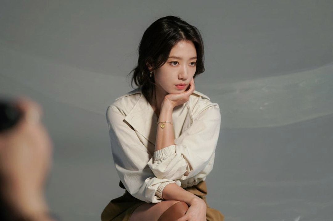 bao美啦| 《活着》终于上线!可朴信惠这是又胖了一圈?