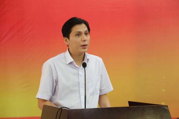 杨正