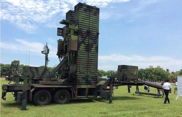 妄想天弓三型可拦截弹道导弹,然而性能局限只能是纸上谈兵|防空导弹