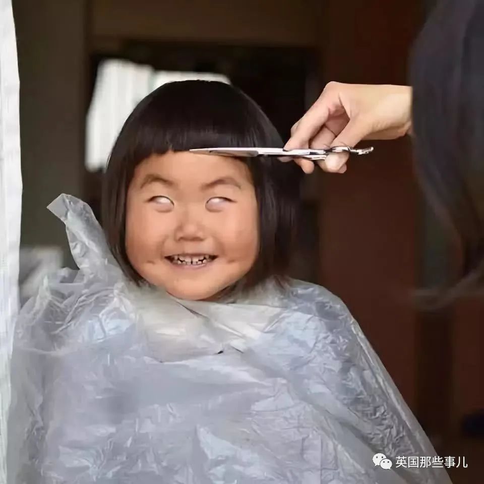 日本妈妈专晒两个女儿的魔性丑照丑到极致居然也有点萌