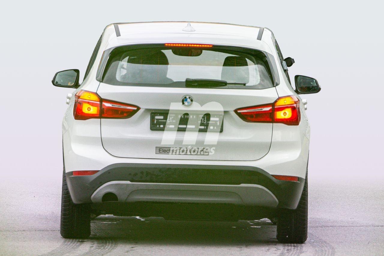 宝马纯电动x1效果图曝光 续航400km/2022年发布-新浪汽车