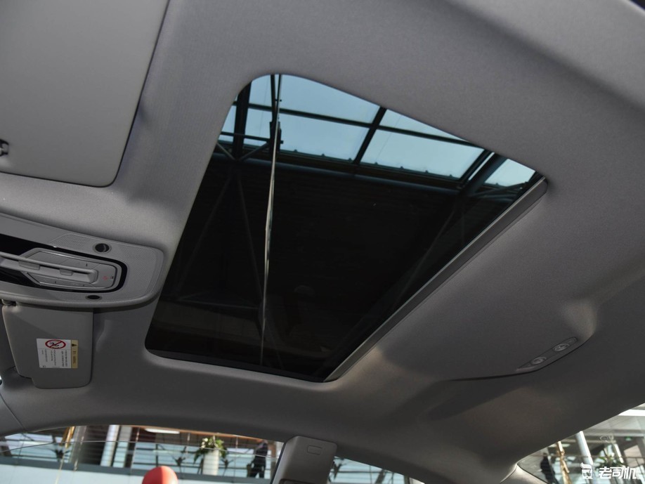 优雅从容的高颜值座驾小哥带你看奥迪a5