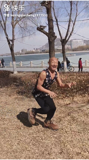 一句话引400w人围观被央视翻牌40岁无妻无子的他凭什么那么火