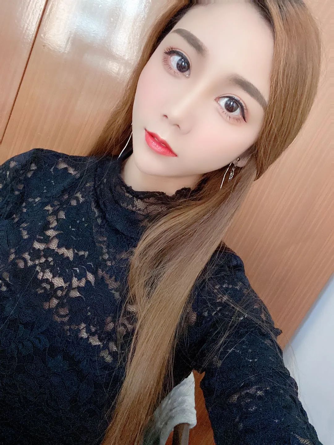 正文   来自盛e的小柔儿外表人如其名,温柔甜美.