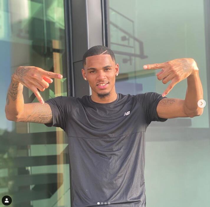 德章泰-穆雷的全新发型