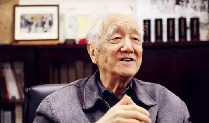 清华大学第四期图书馆,李文正馆清华医学院大楼,优雅且现代清华大学理