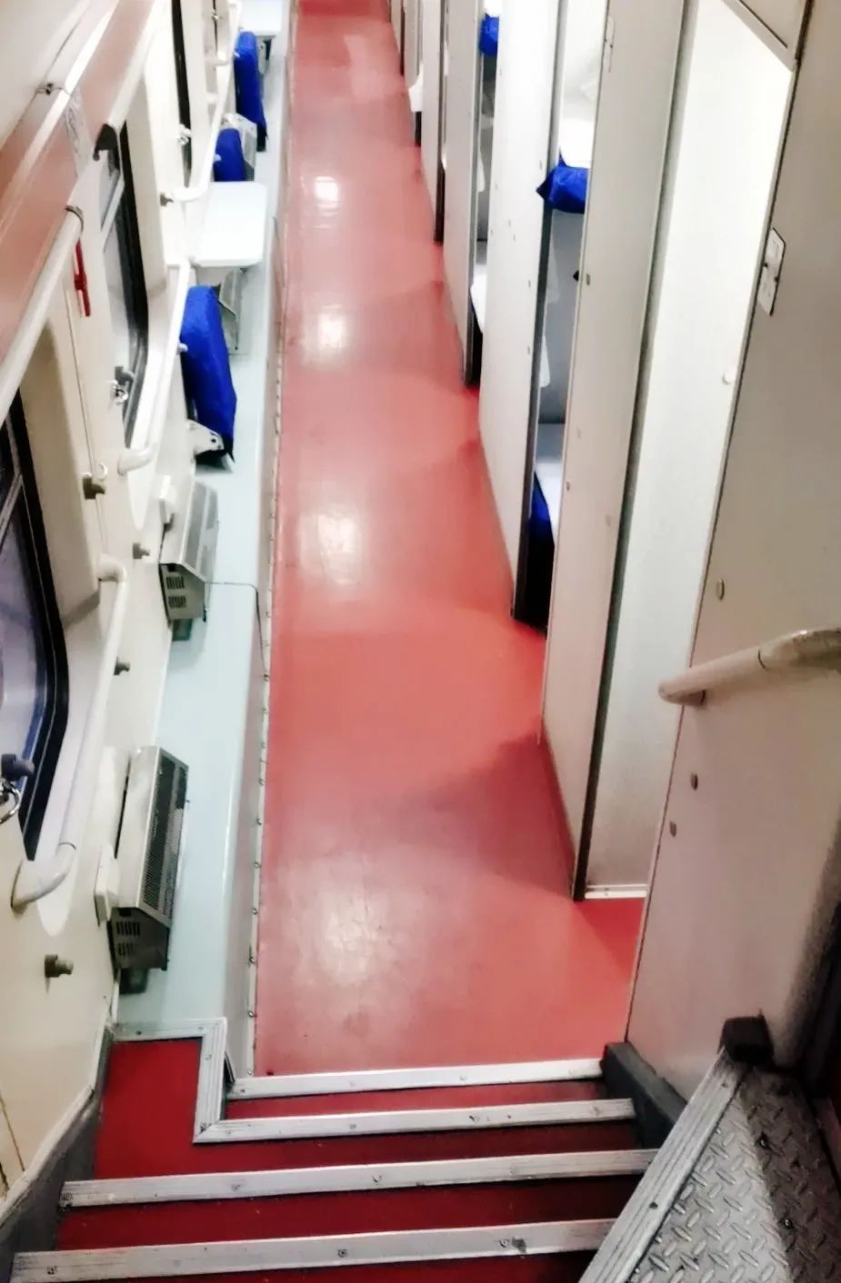 硬卧178元起全程8小时49分t268次双层旅