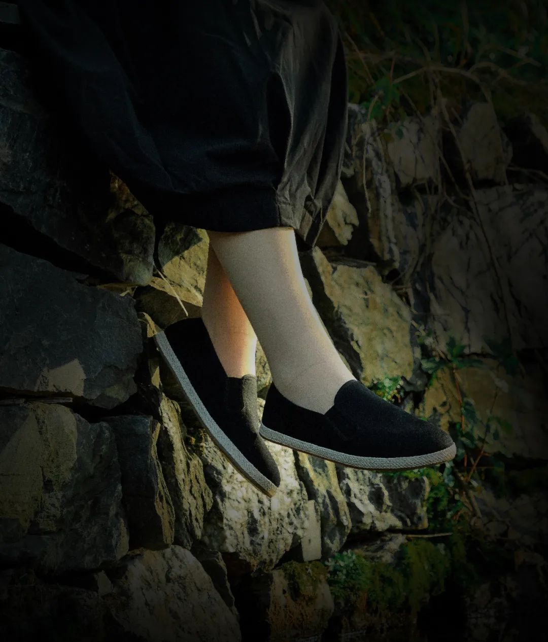 一双老布鞋中国人穿了3000年历经130余道非遗工艺穿它老舒服了