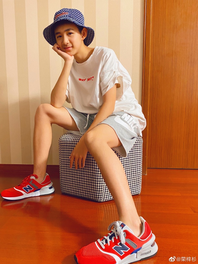 荣梓杉|秦昊_新浪新闻