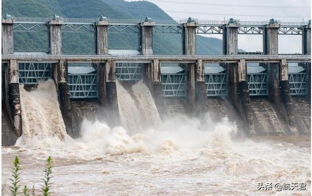 尼泊尔击落印度战机,俄罗斯敲印度竹杠!印度4000亿解决不了短板