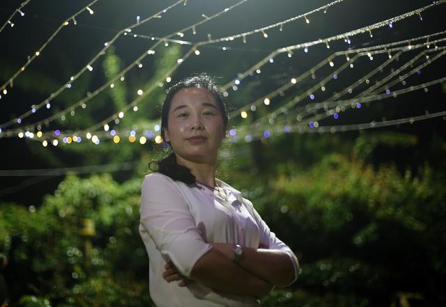 陪读妈妈辗转两地照顾女儿,3年跑了54000公里,可绕地球一圈