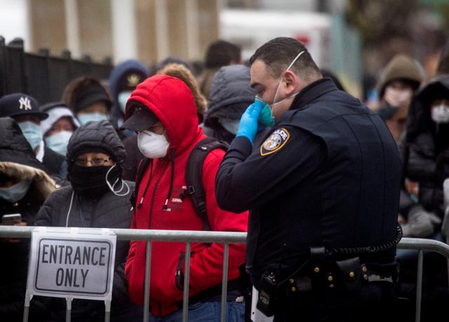 美国华盛顿大学暴发聚集性疫情,全球确诊超1170万